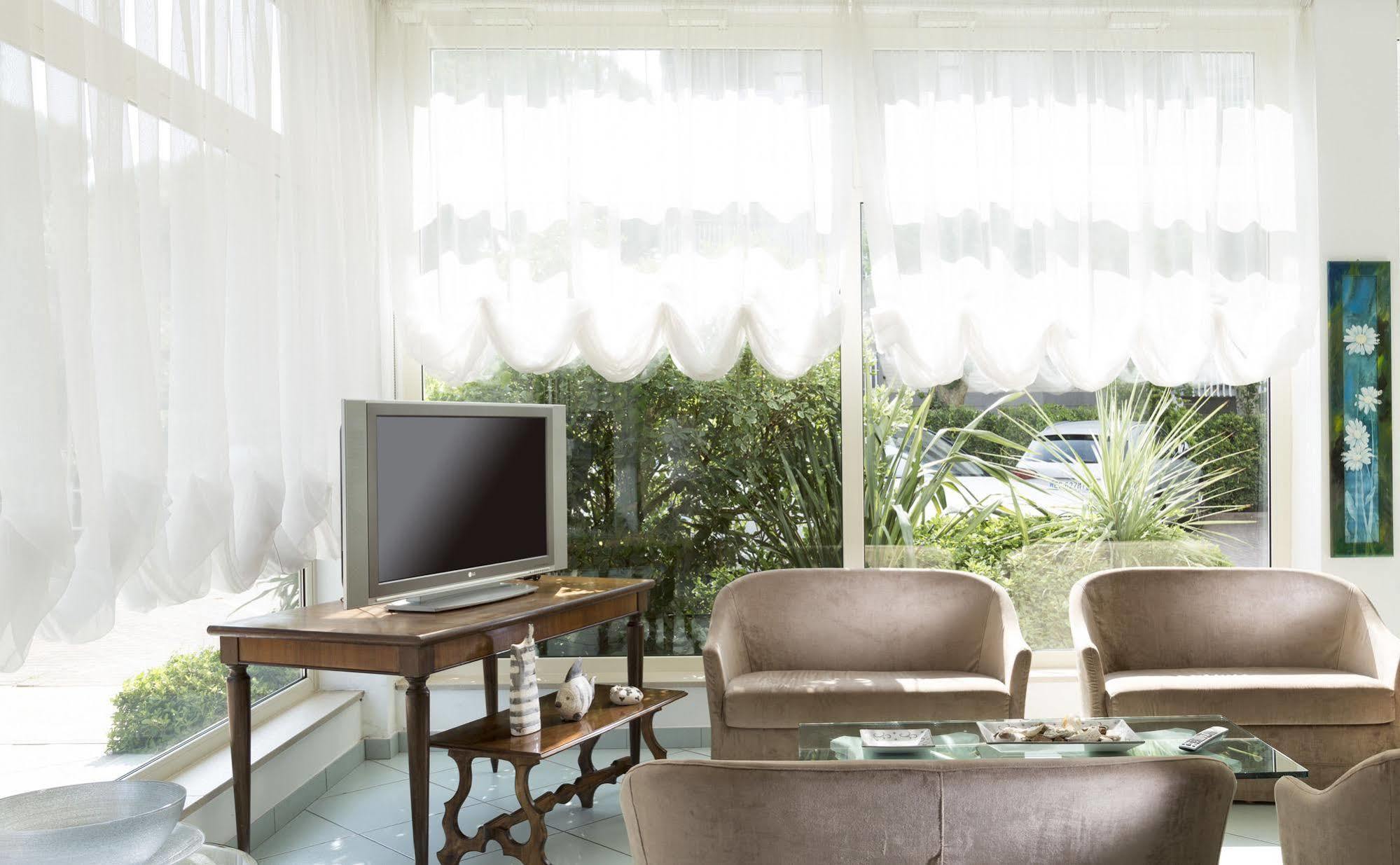 Hotel Mocambo Milano Marittima Exteriör bild