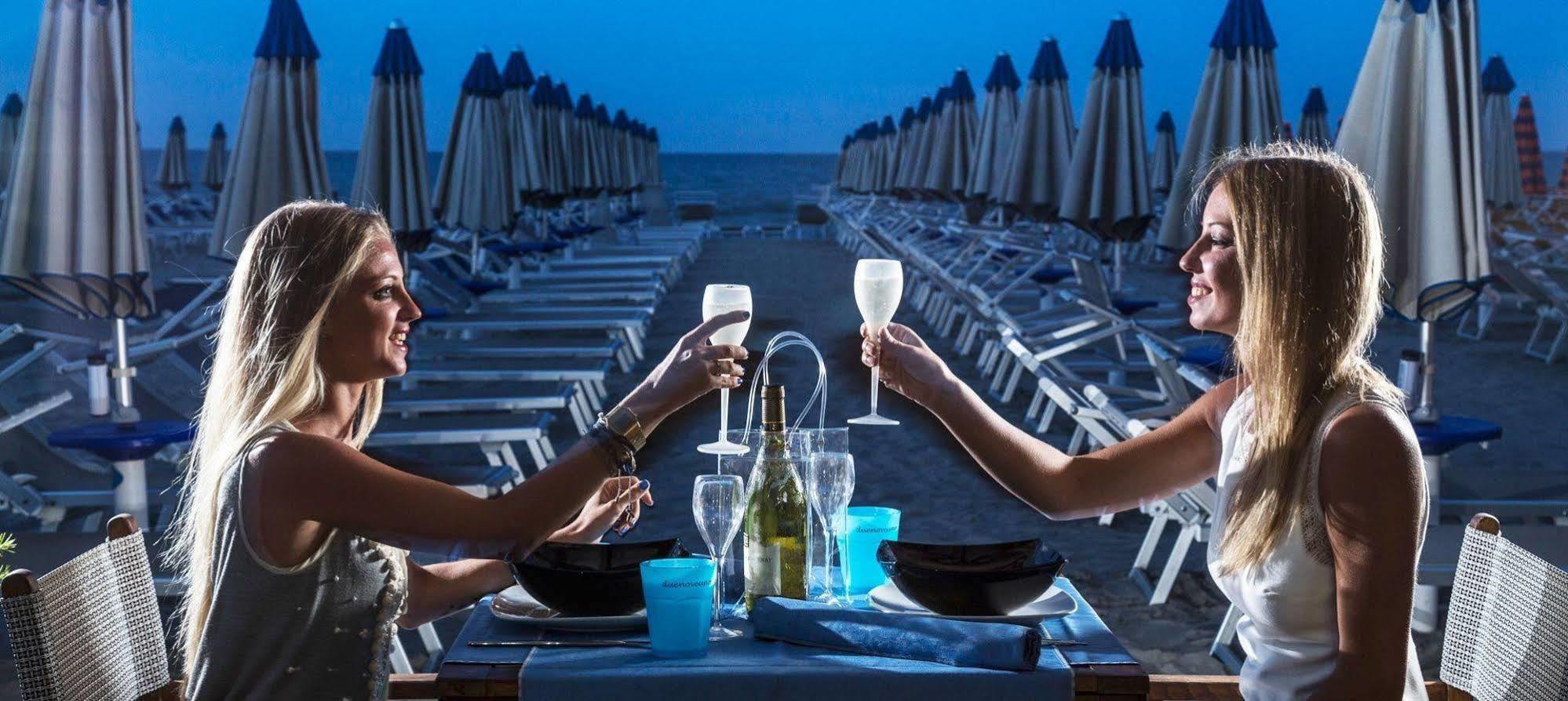 Hotel Mocambo Milano Marittima Exteriör bild